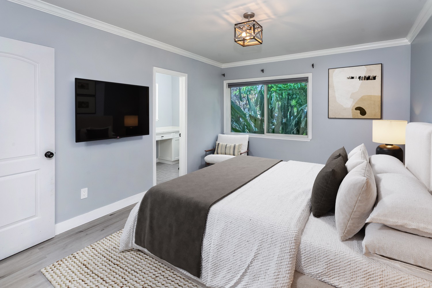 Elfyer - West Hills, CA House - For Sale