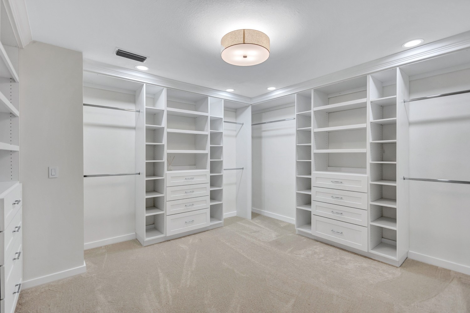 Elfyer - Tampa, FL House - For Sale