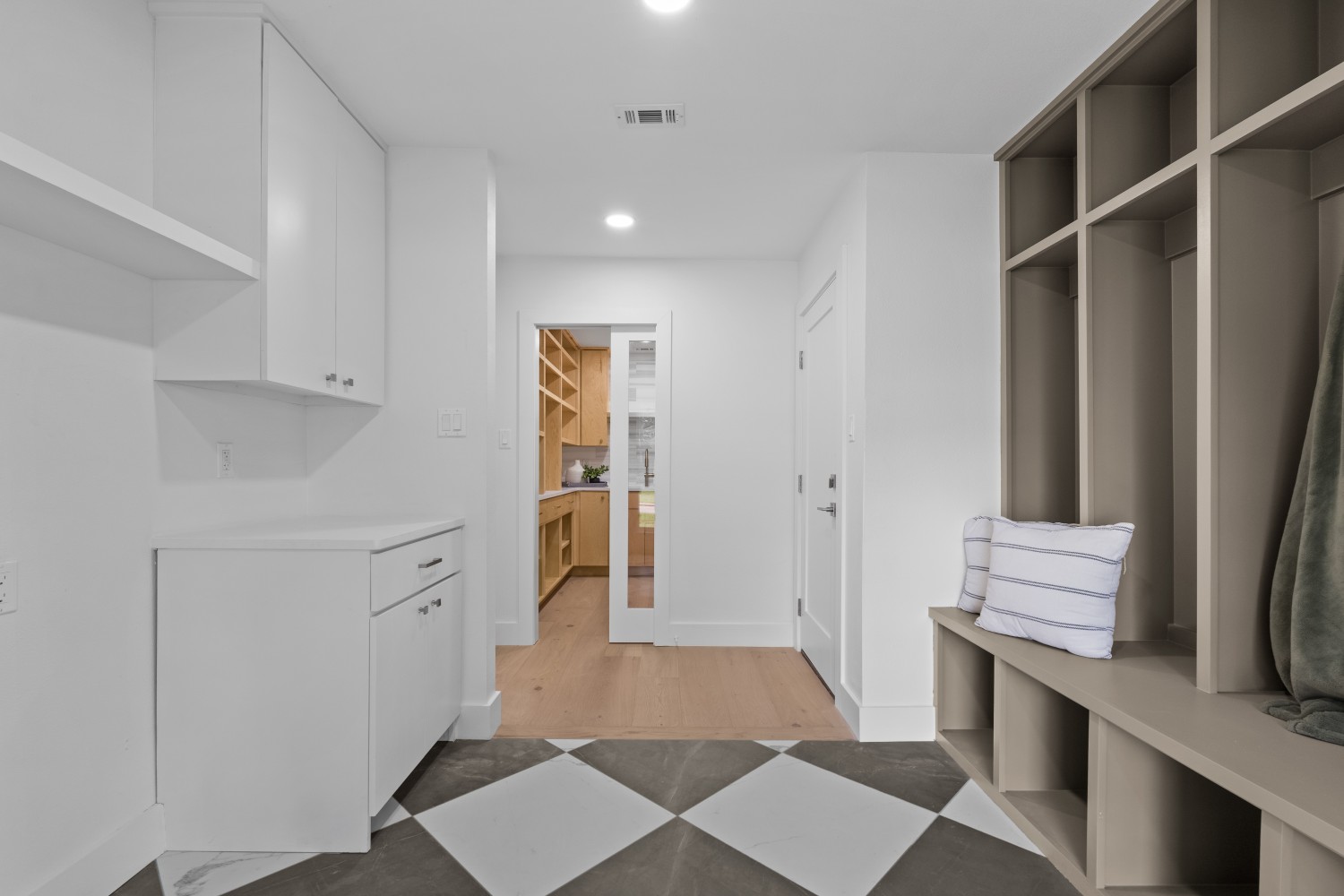 Elfyer - Dallas, TX House - For Sale