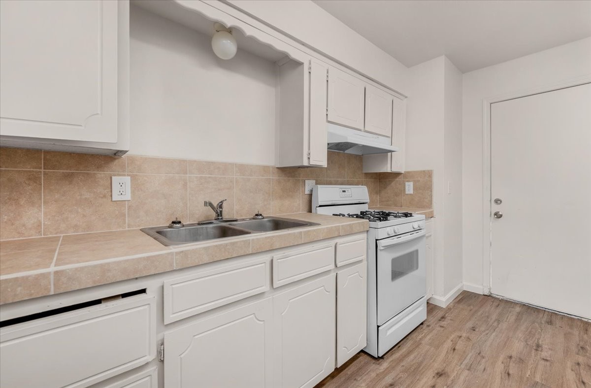 Elfyer - Hanford, CA House - For Sale