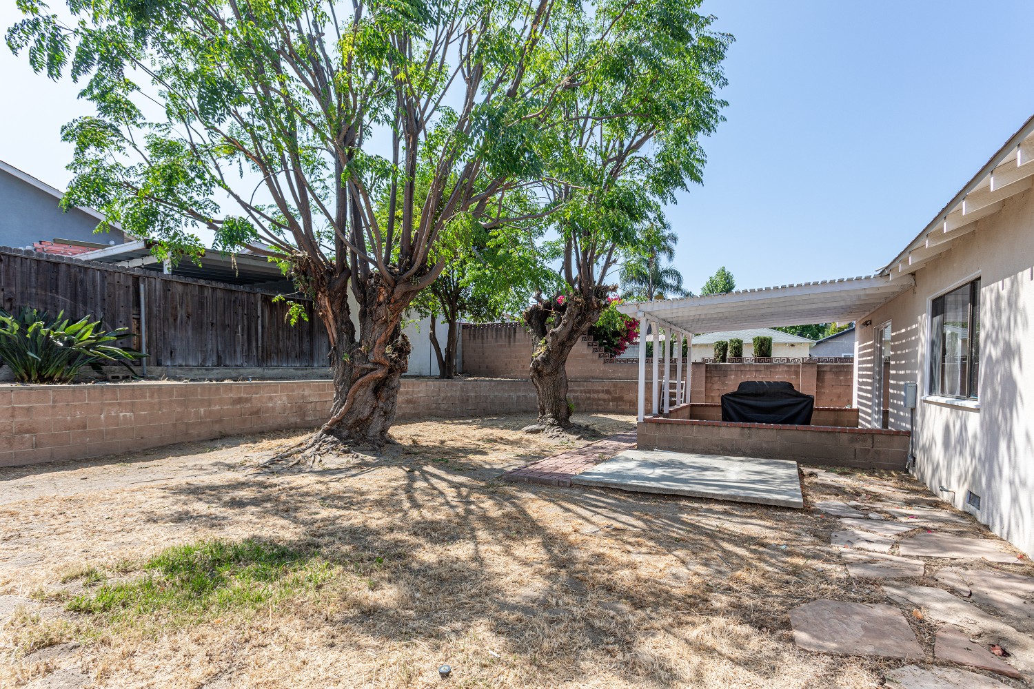 Elfyer - Sunland, CA House - For Sale