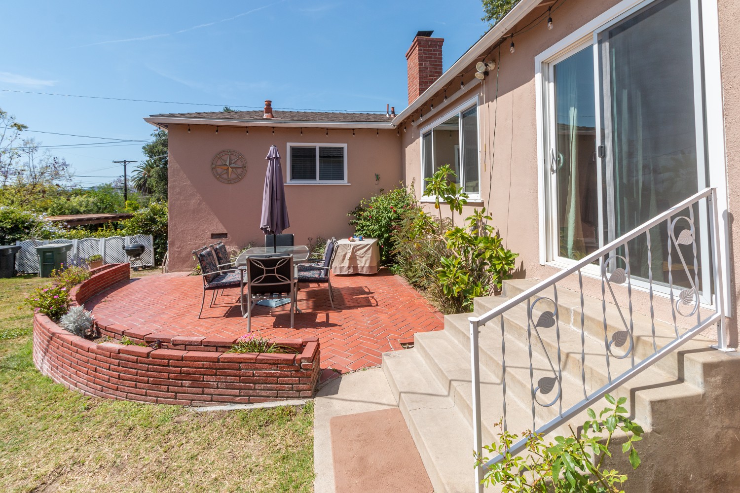 Elfyer - Burbank, CA House - For Sale