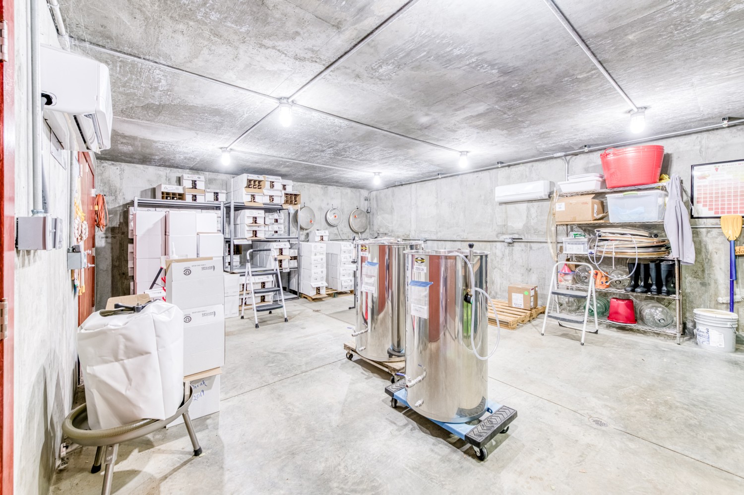 Elfyer - Squaw Valley, CA House - For Sale