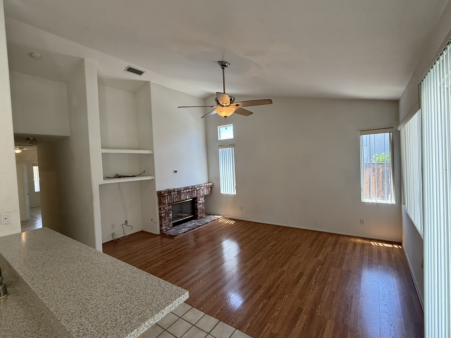 Elfyer - Apple Valley, CA House - For Sale