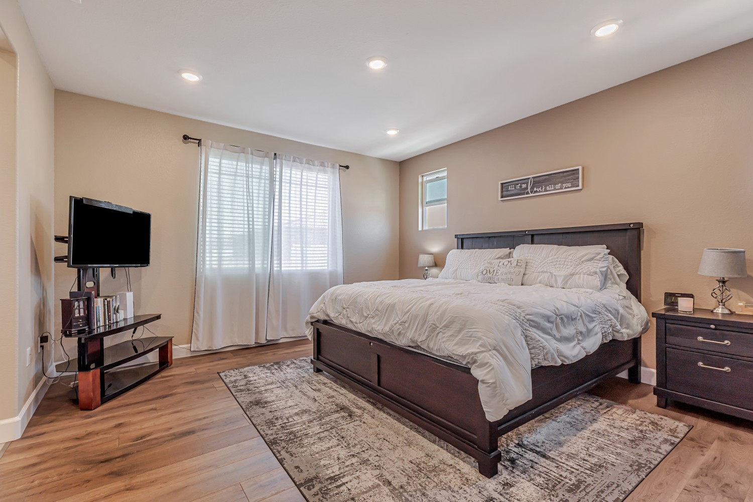 Elfyer - Hollister, CA House - For Sale