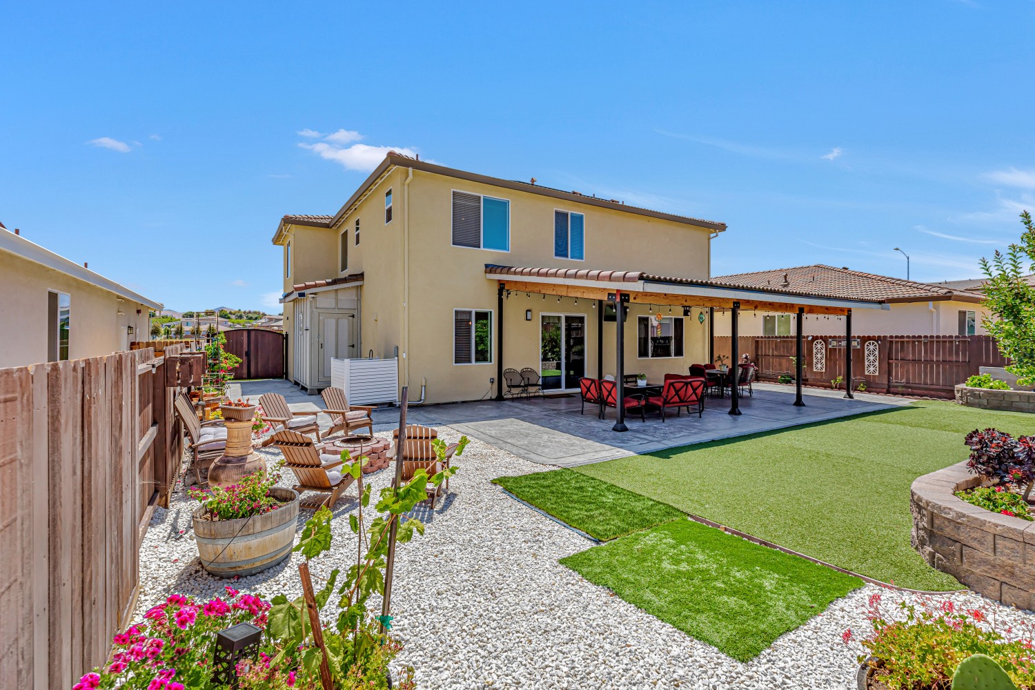 Elfyer - Hollister, CA House - For Sale