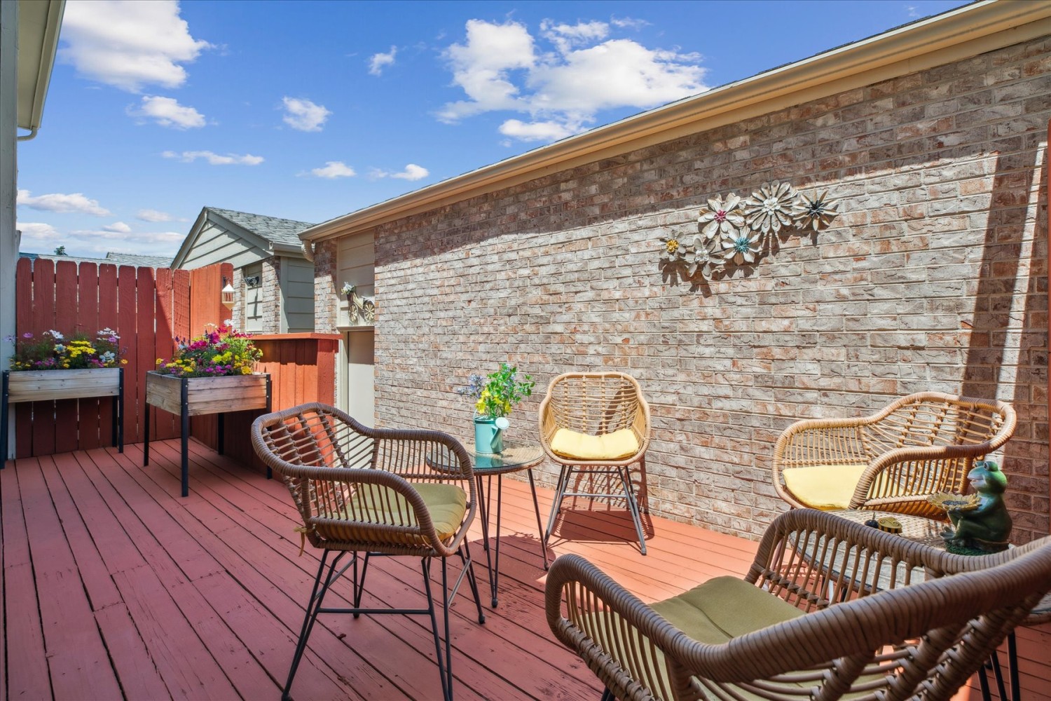 Elfyer - Centennial, CO House - For Sale