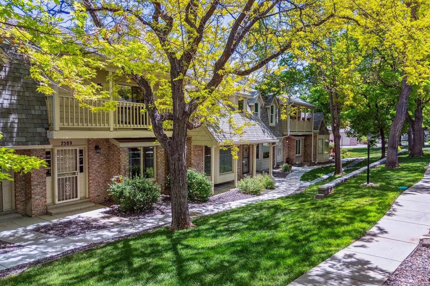 Elfyer - Centennial, CO House - For Sale