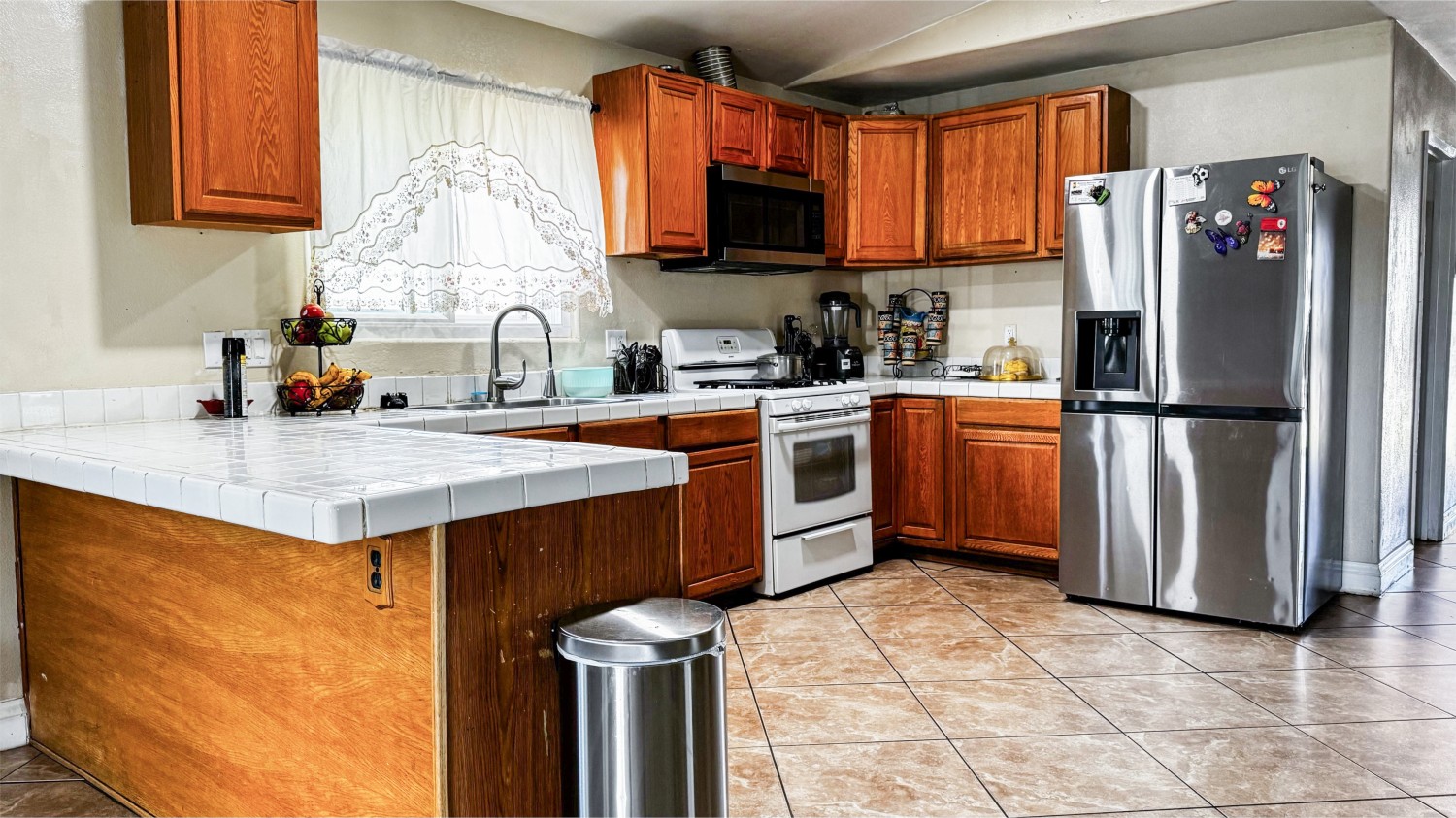 Elfyer - Ontario, CA House - For Sale