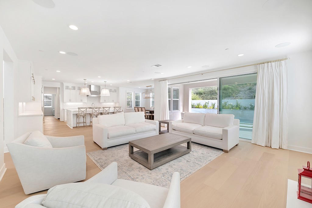 Elfyer - Canyon Country, CA House - For Sale