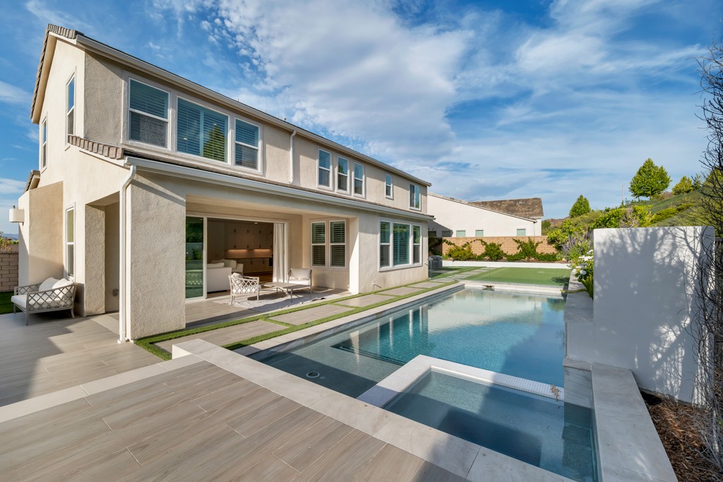 Elfyer - Canyon Country, CA House - For Sale