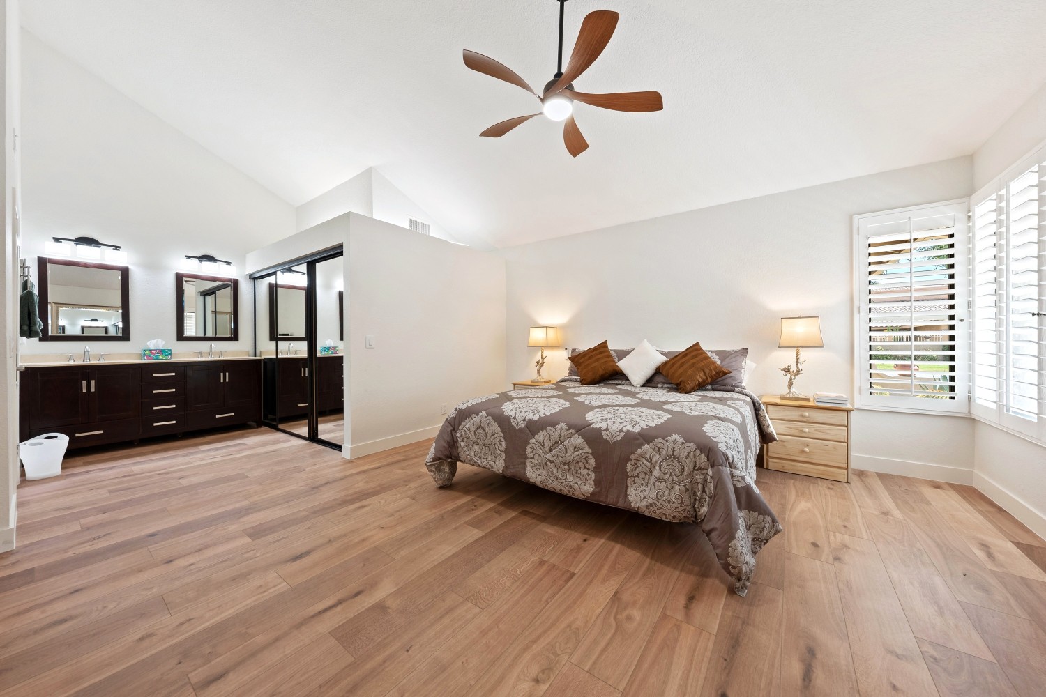 Elfyer - Palm Desert, CA House - For Sale