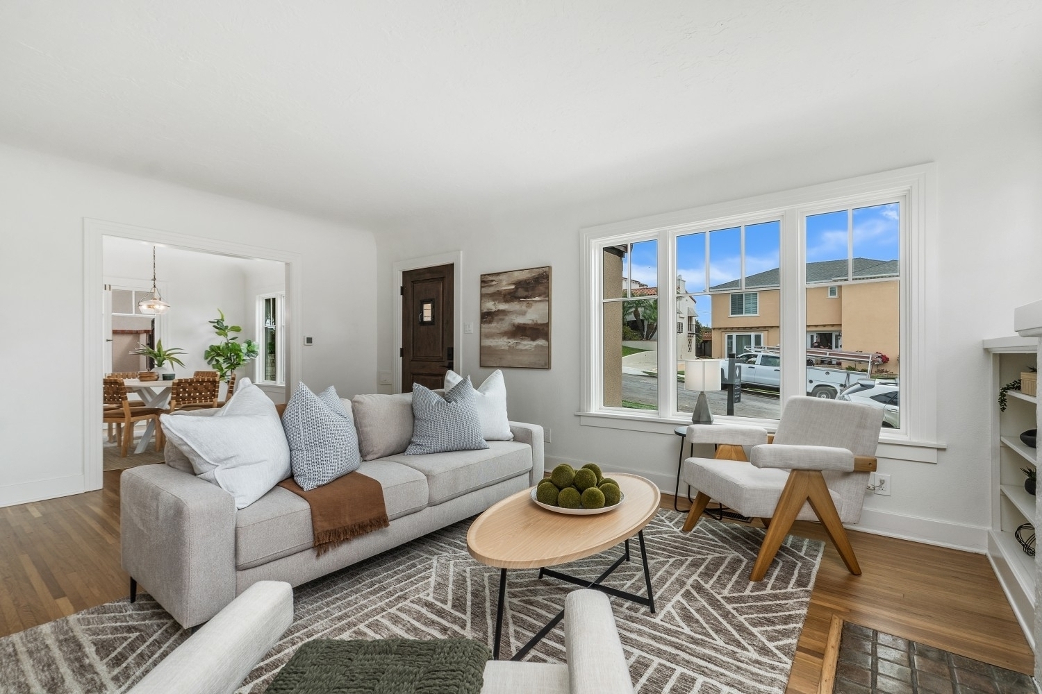Elfyer - Long Beach, CA House - For Sale
