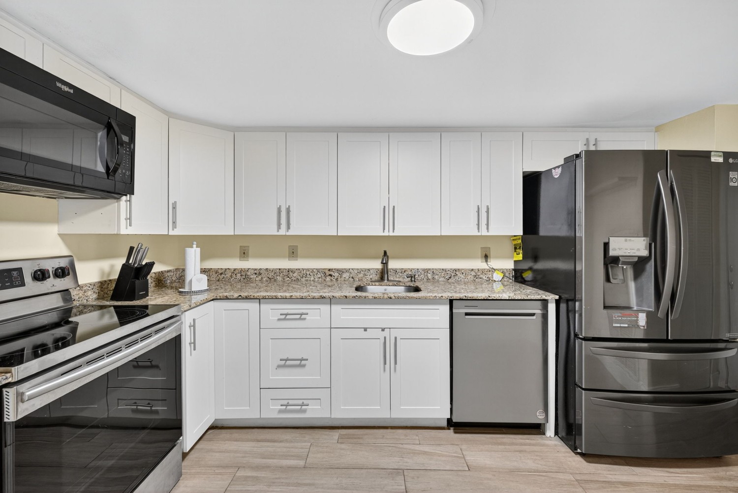 Elfyer - Tamarac, FL House - For Sale