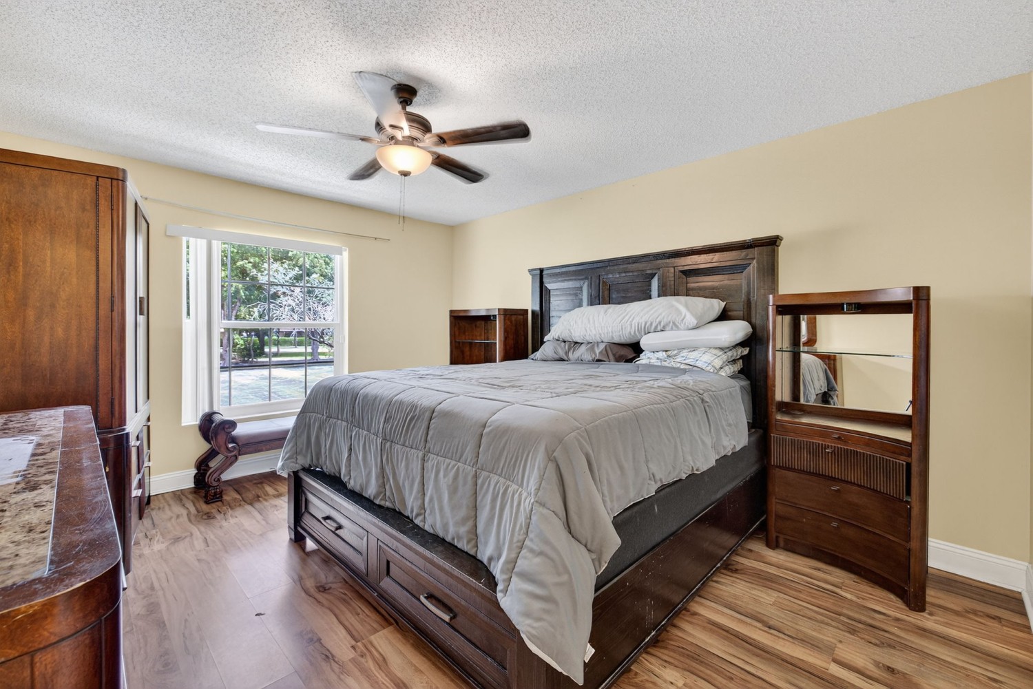 Elfyer - Tamarac, FL House - For Sale