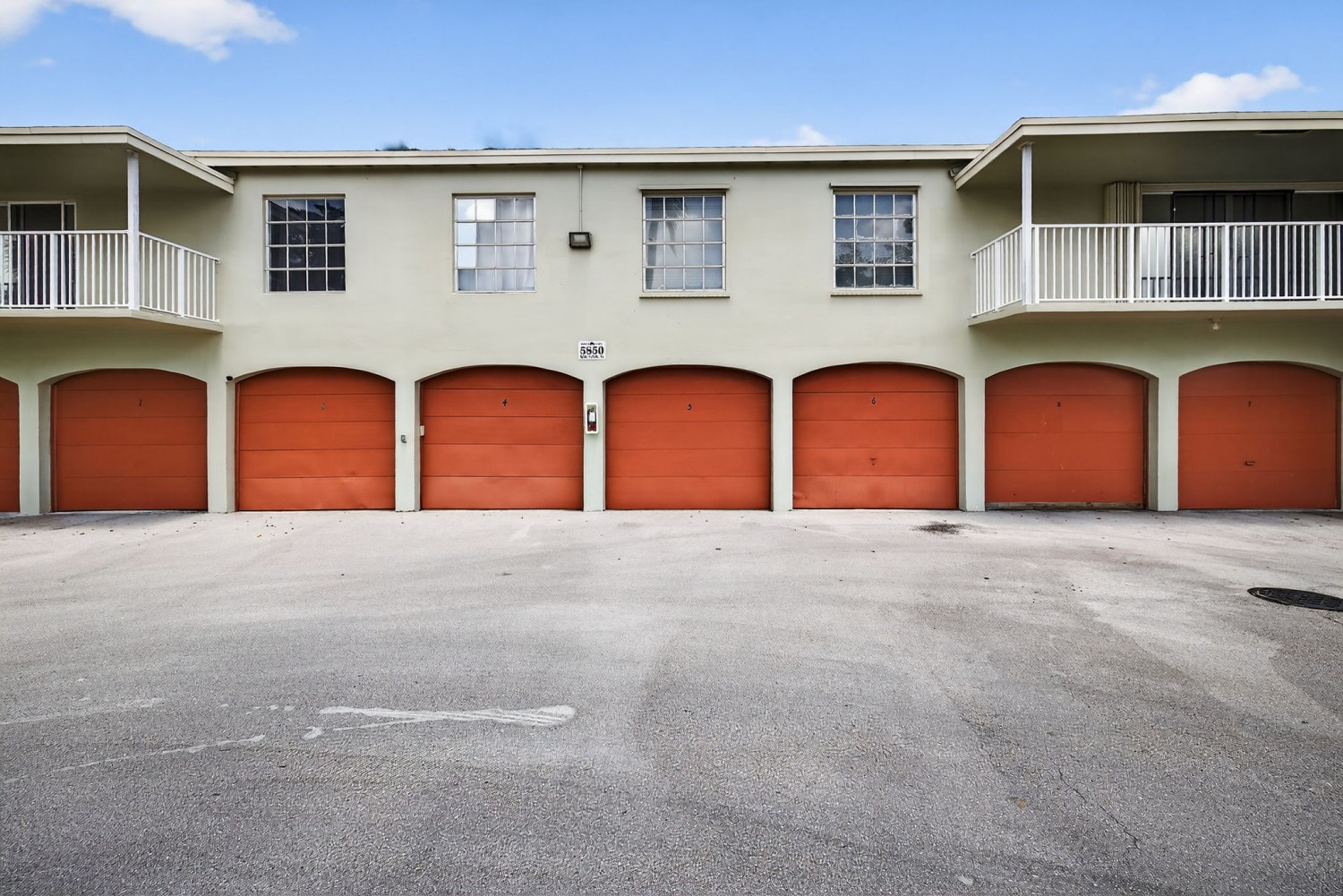 Elfyer - Tamarac, FL House - For Sale