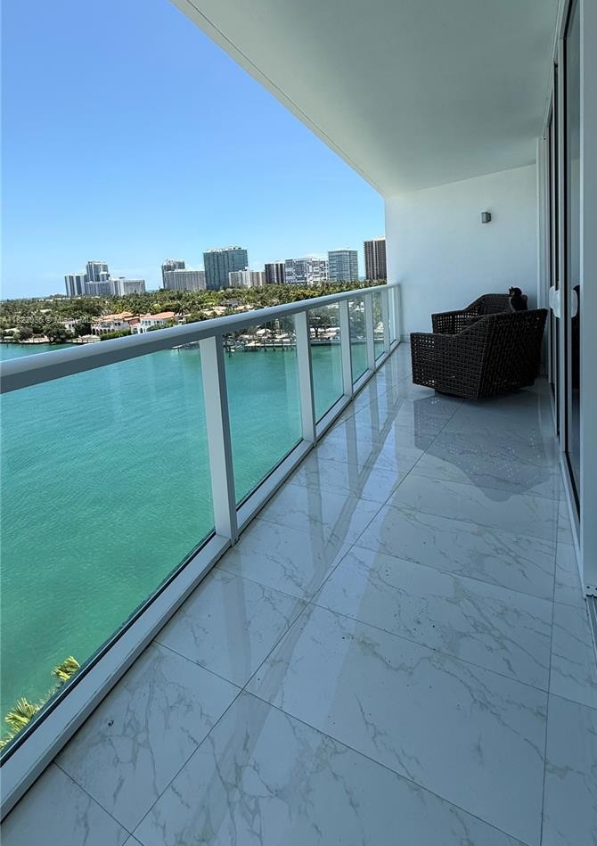 Elfyer - Bay Harbor Islands, FL House - For Sale