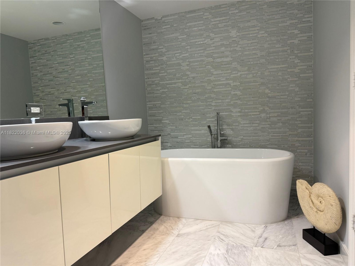 Elfyer - Bay Harbor Islands, FL House - For Sale