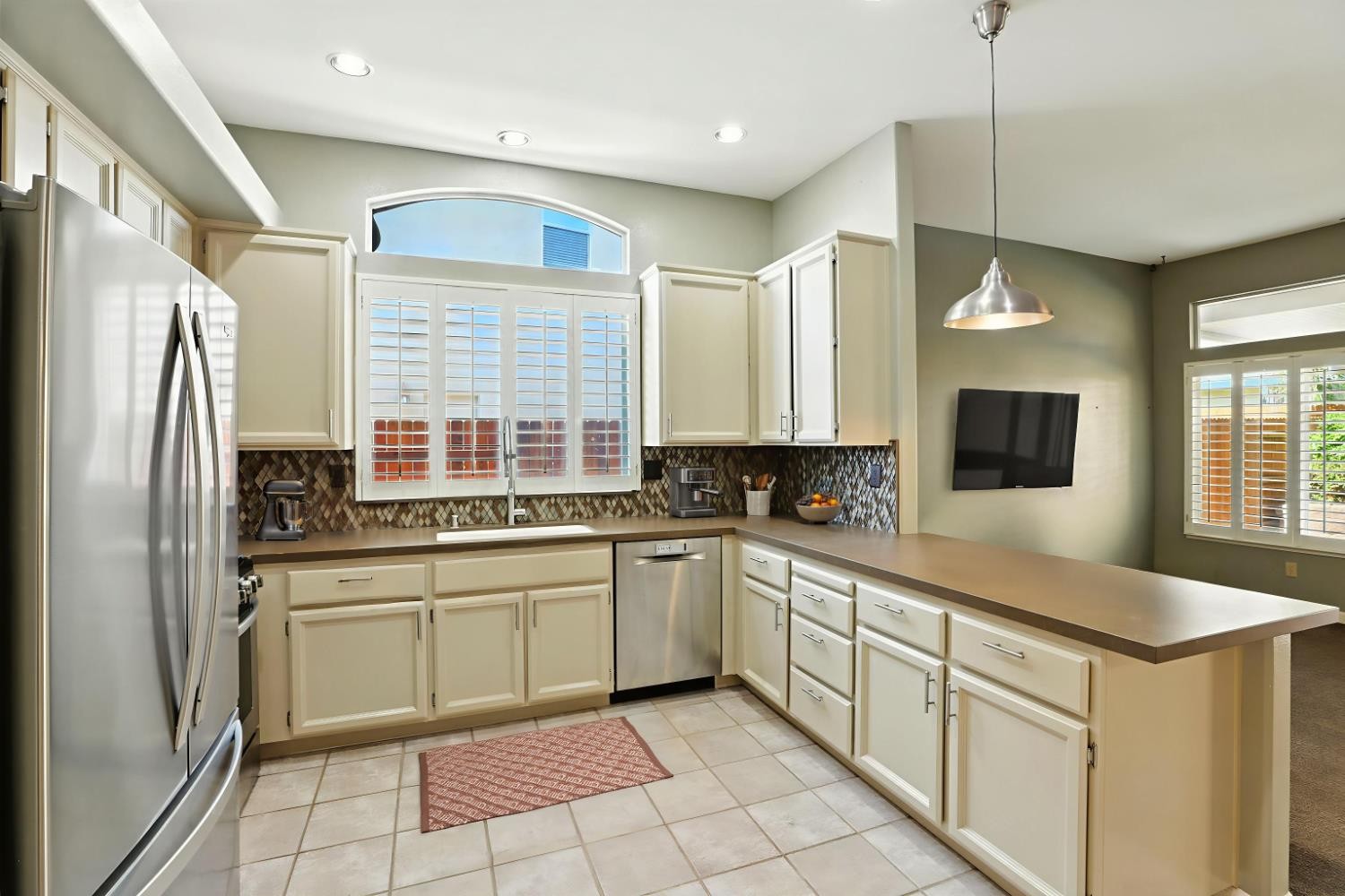 Elfyer - Elk Grove, CA House - For Sale