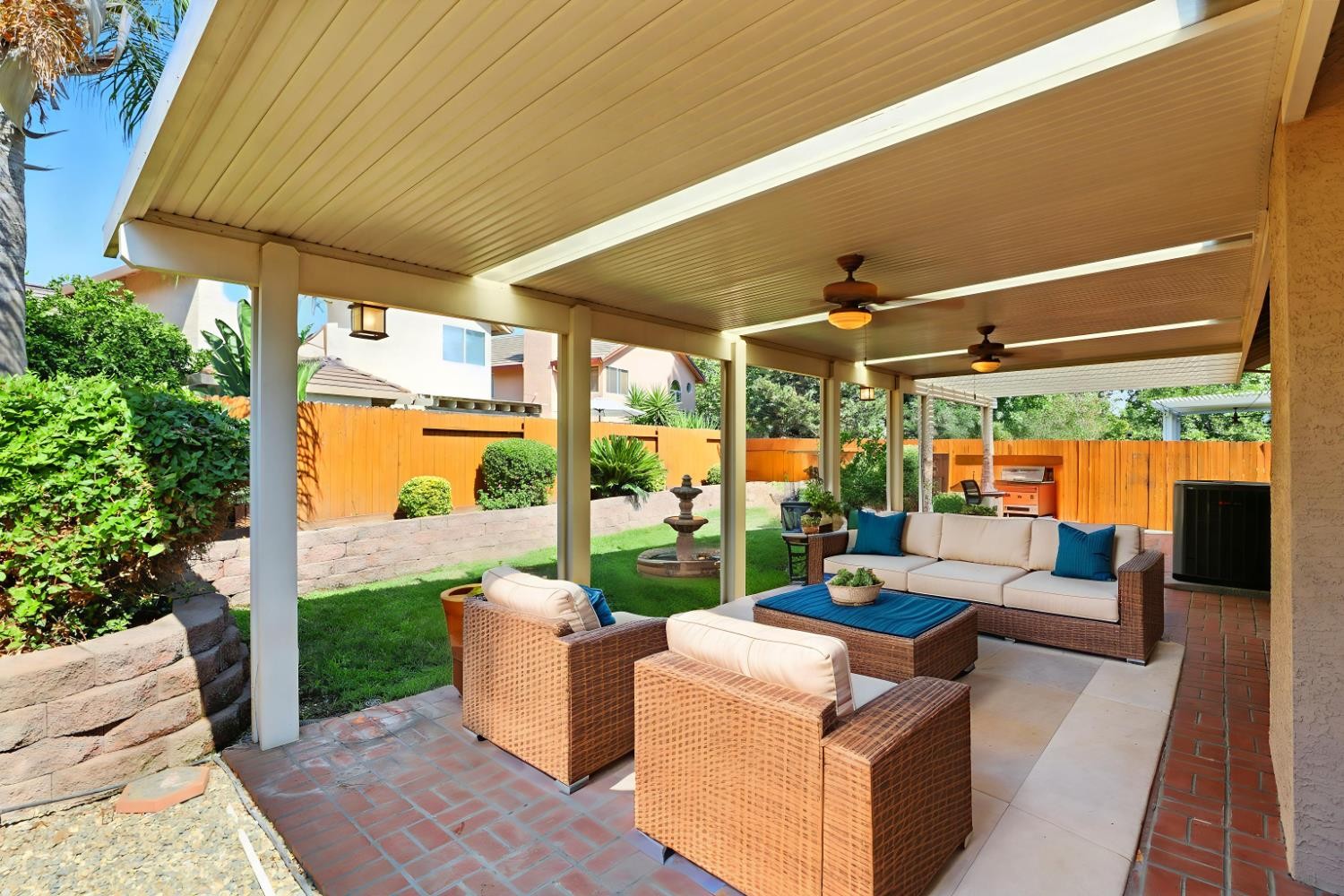 Elfyer - Elk Grove, CA House - For Sale