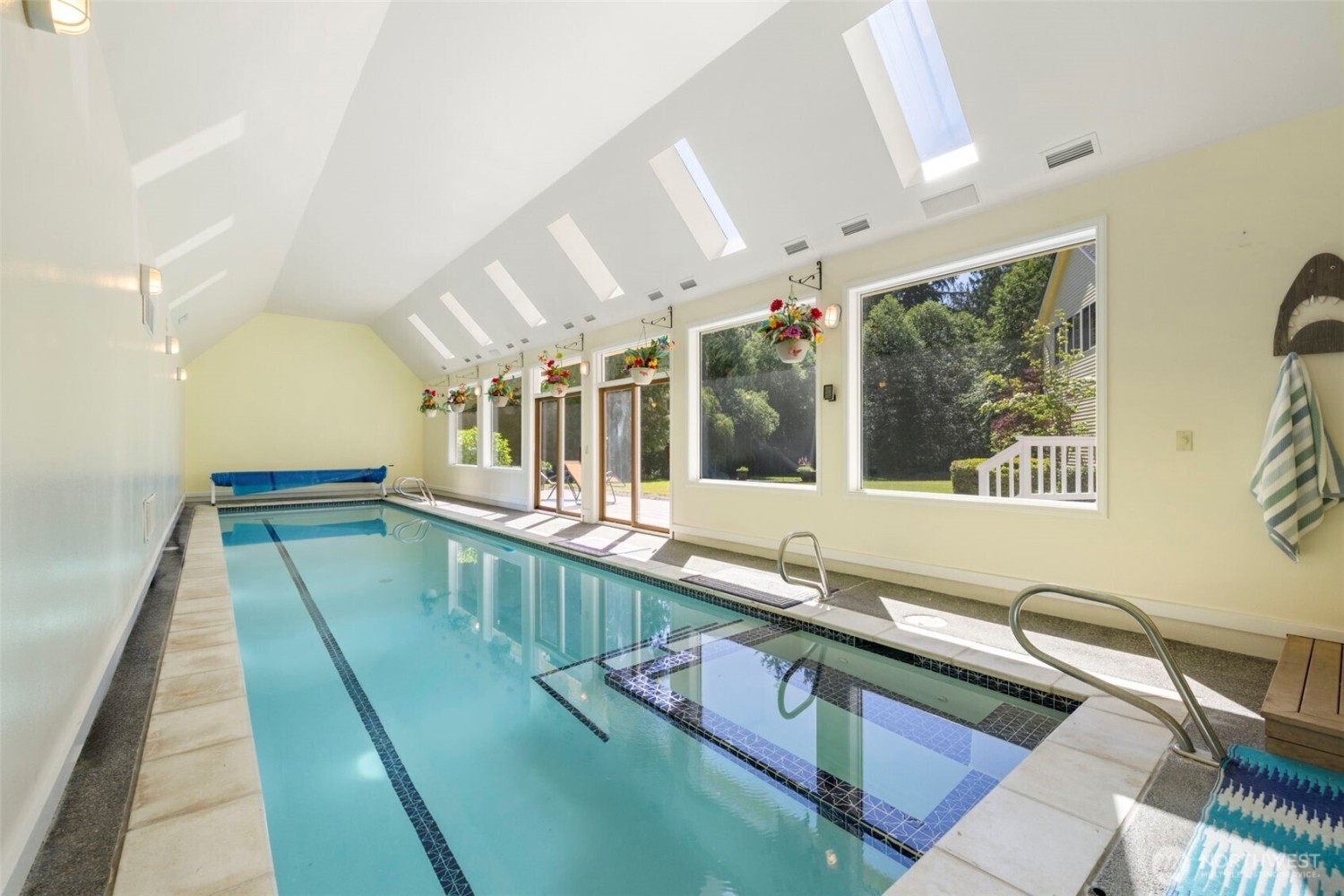 Elfyer - Everett, WA House - For Sale