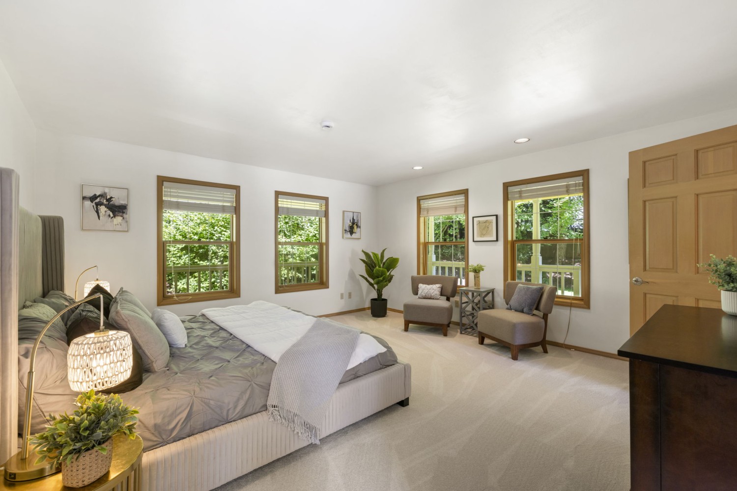 Elfyer - Everett, WA House - For Sale