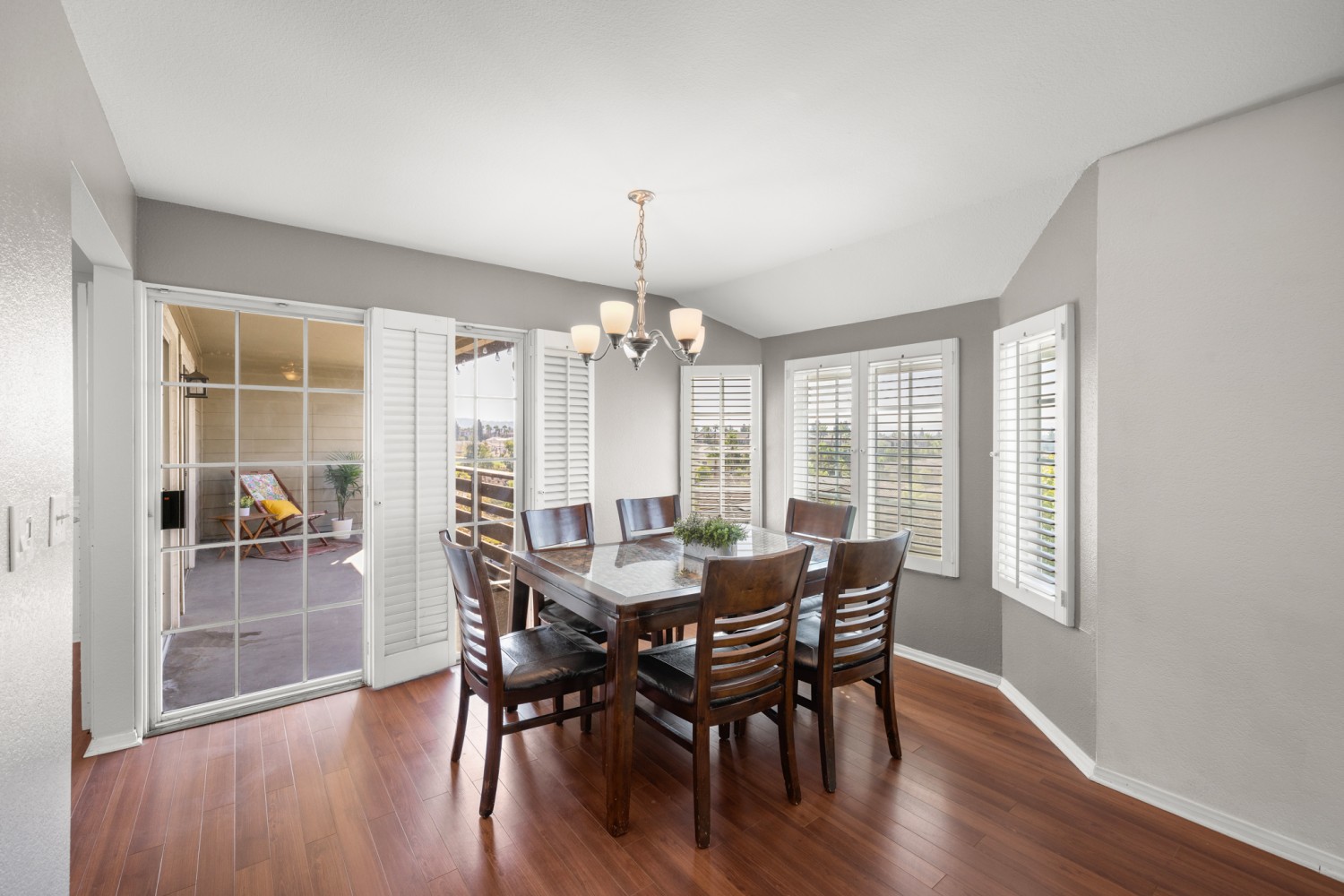 Elfyer - Azusa, CA House - For Sale