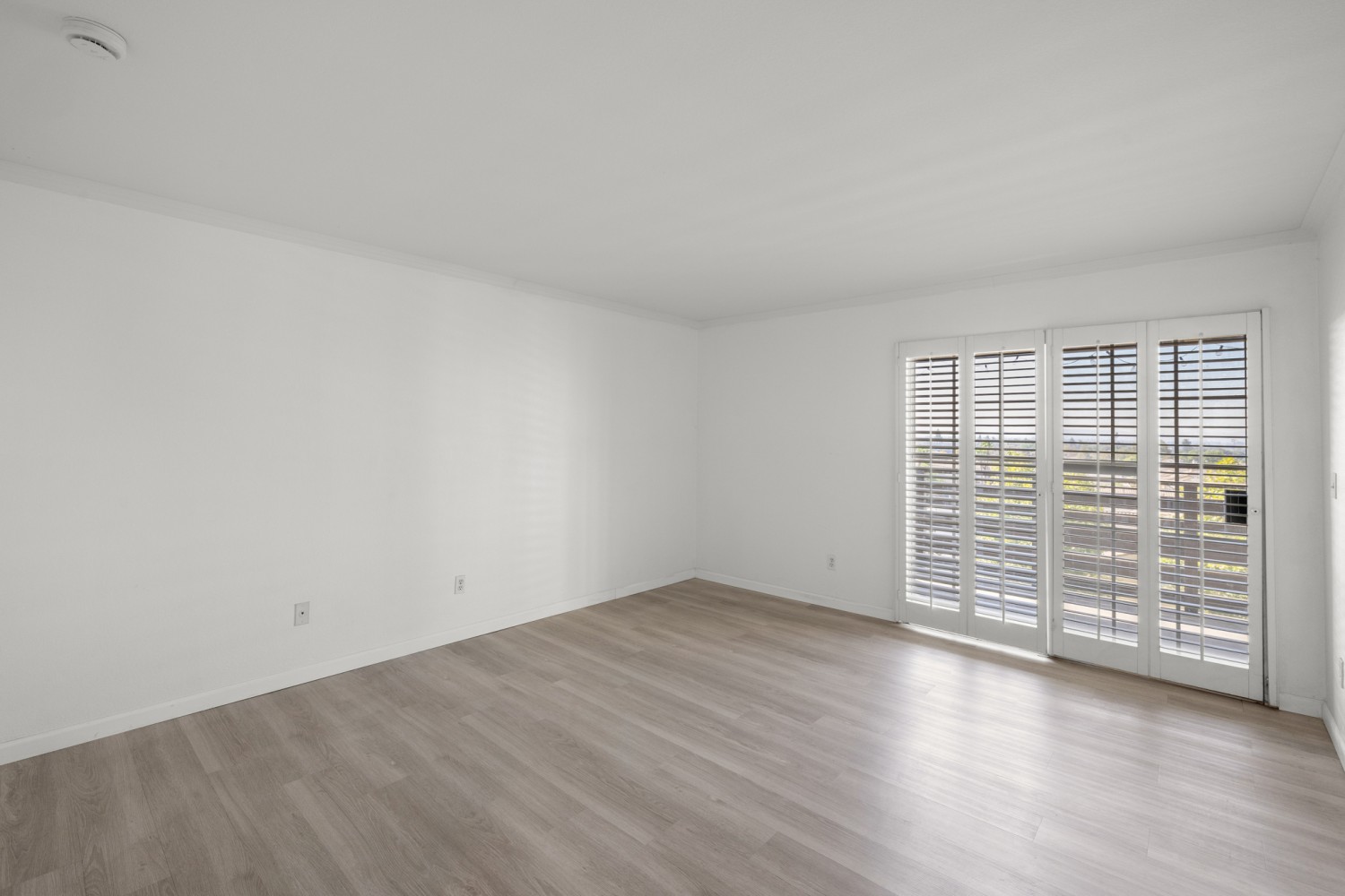 Elfyer - Azusa, CA House - For Sale