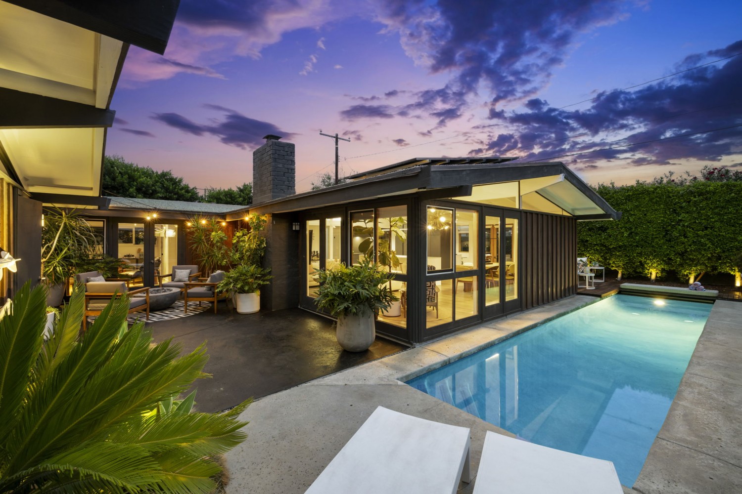 Elfyer - Long Beach, CA House - For Sale