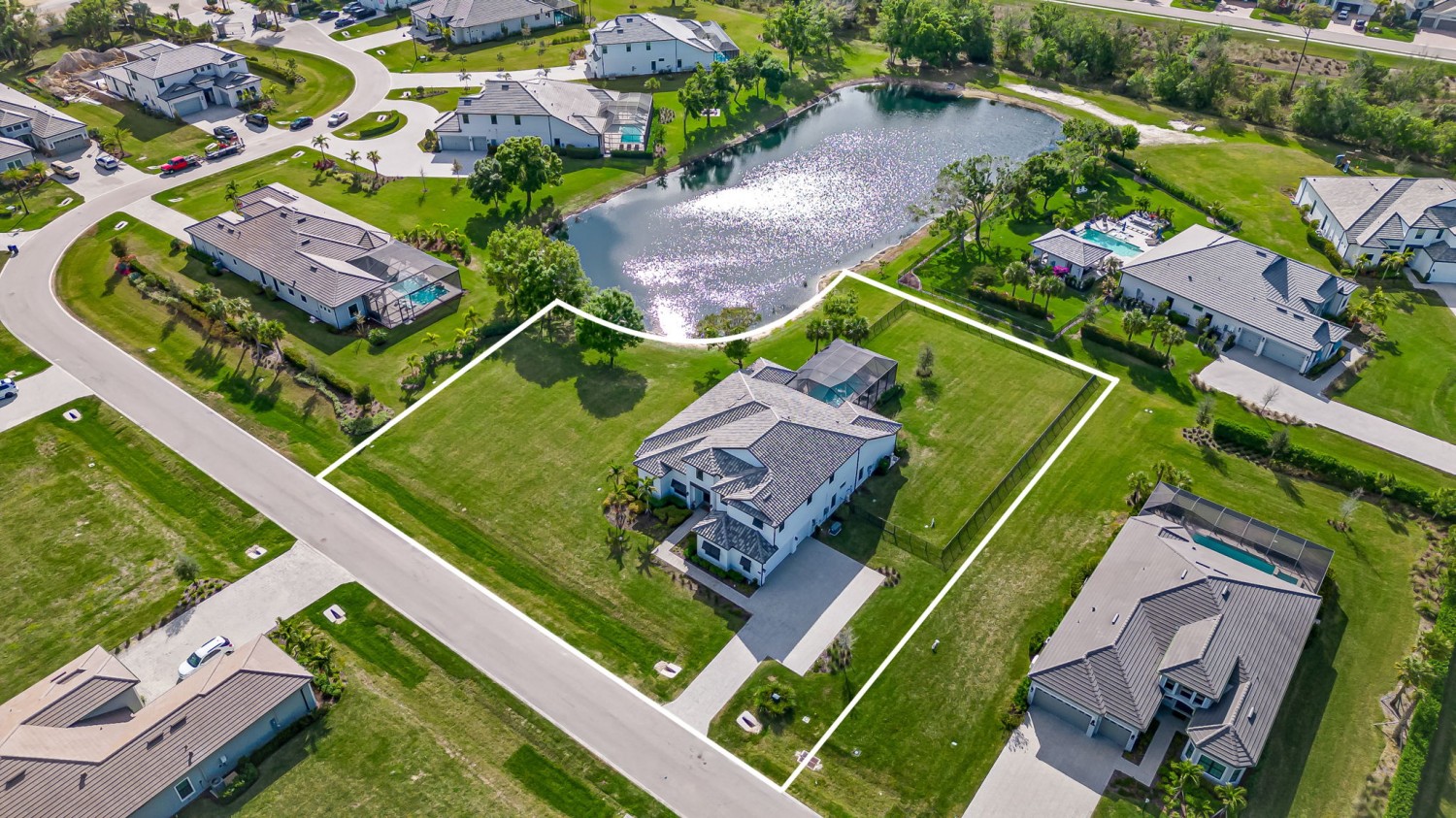 Elfyer - Estero, FL House - For Sale