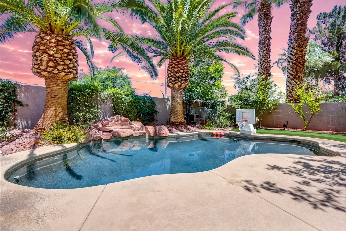 Elfyer - Las Vegas, NV House - For Sale