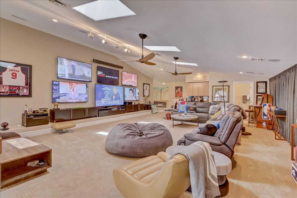 Elfyer - Las Vegas, NV House - For Sale