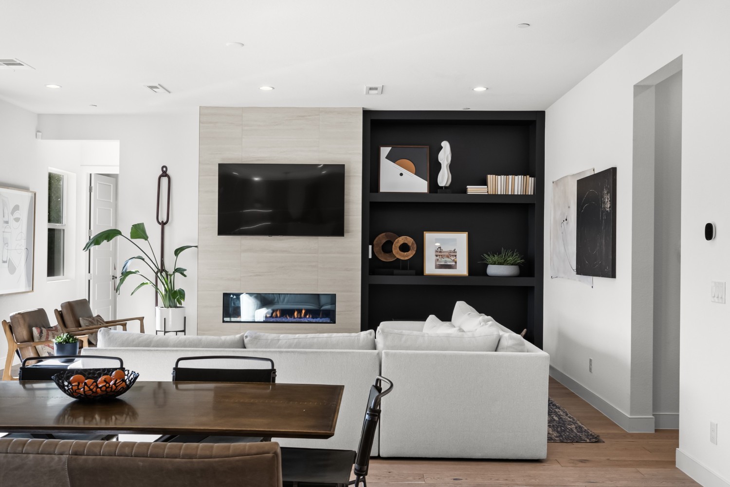 Elfyer - Las Vegas, NV House - For Sale