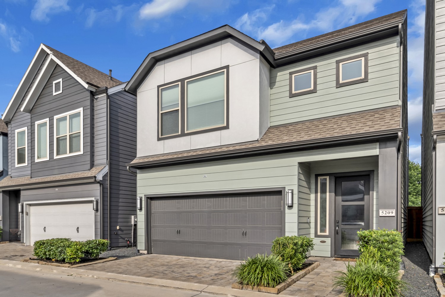 Elfyer - Houston, TX House - For Sale