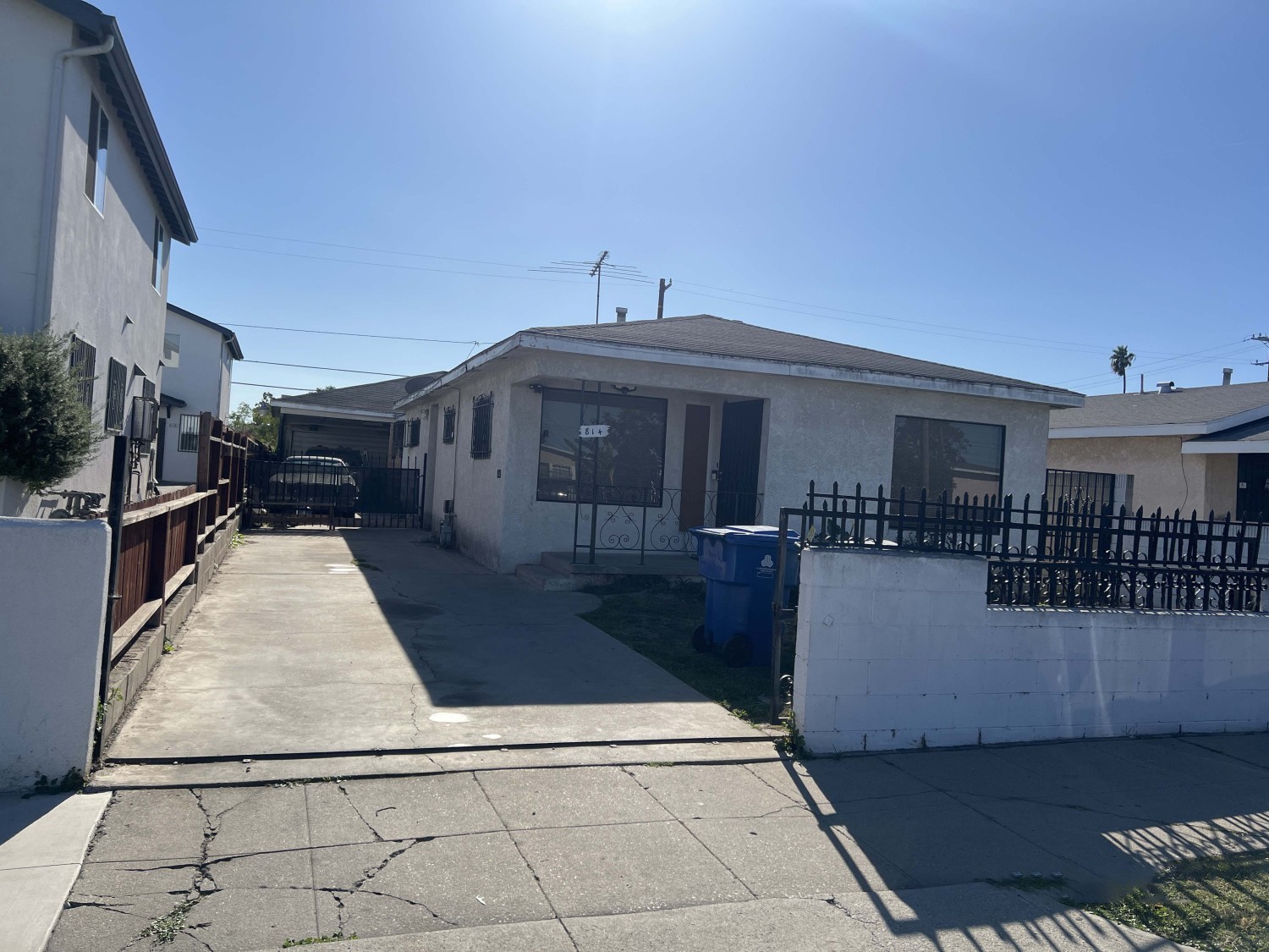 Elfyer - Los Angeles, CA House - For Sale