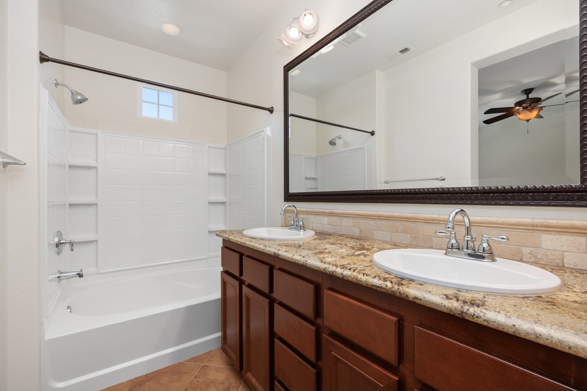 Elfyer - San Diego, CA House - For Sale