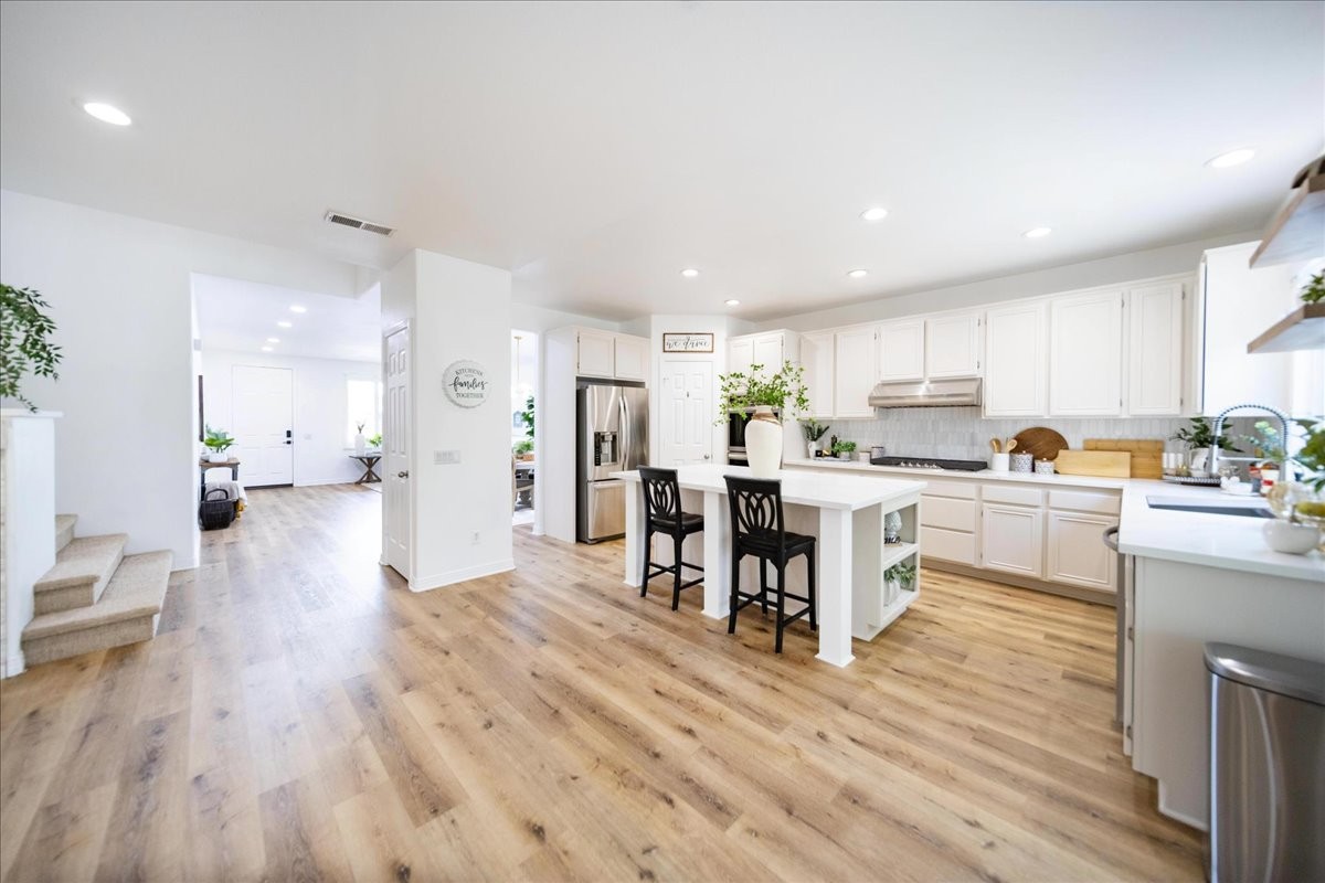 Elfyer - Murrieta, CA House - For Sale