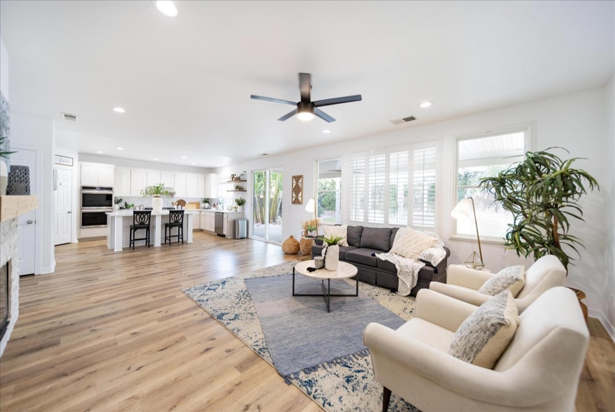 Elfyer - Murrieta, CA House - For Sale