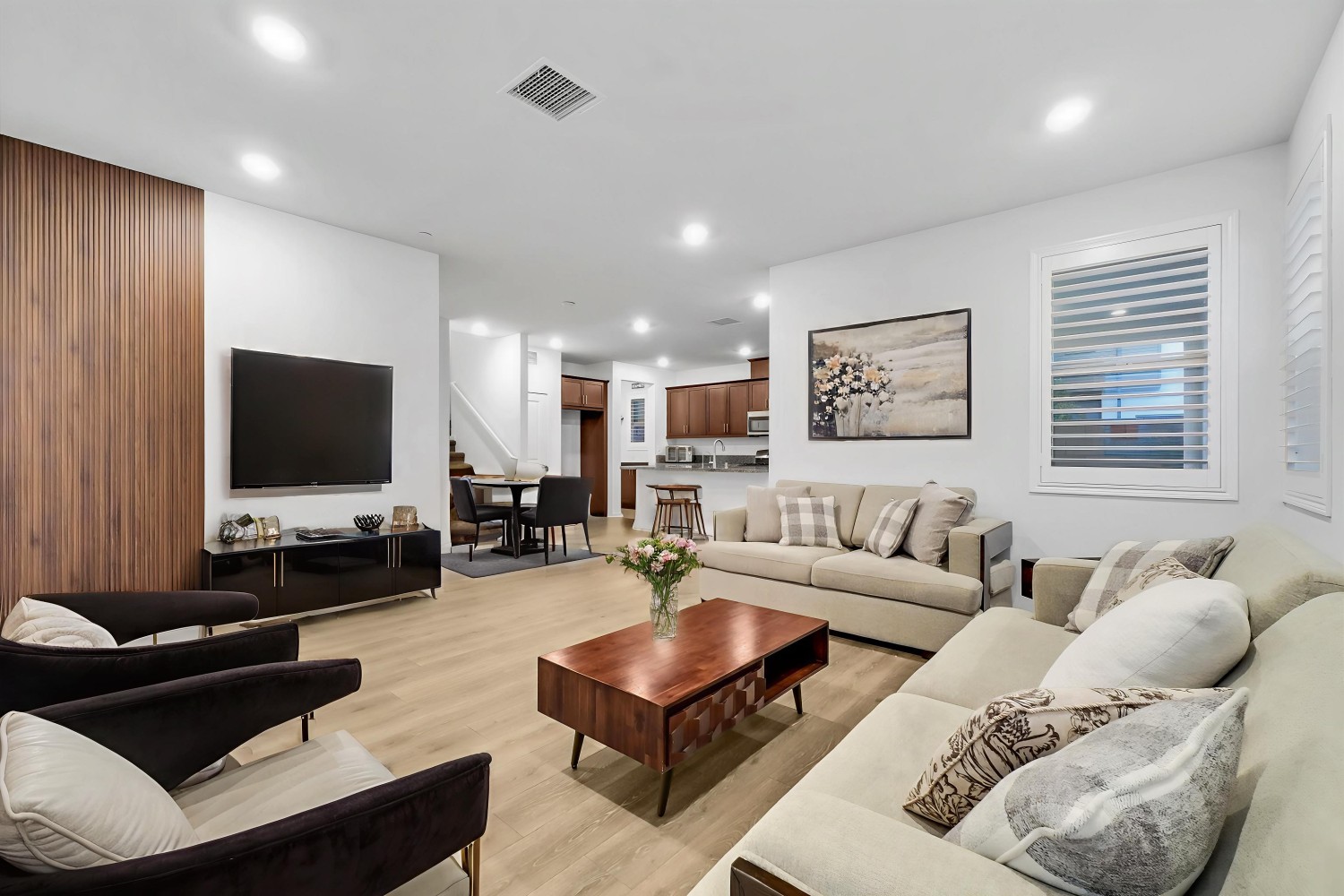 Elfyer - Corona, CA House - For Sale