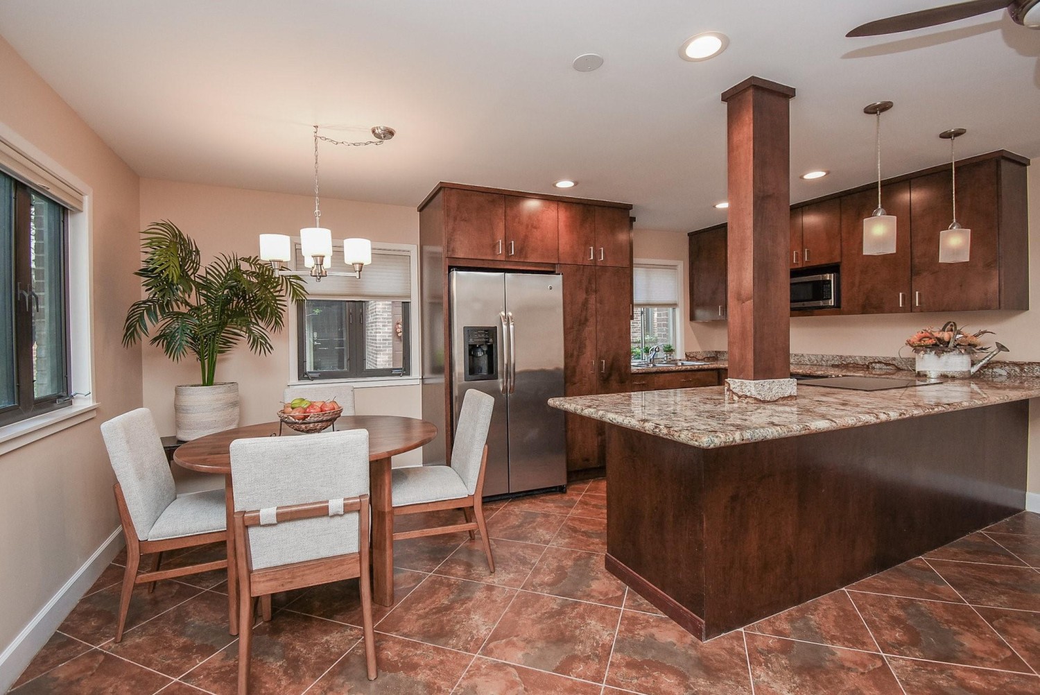 Elfyer - Houston, TX House - For Sale