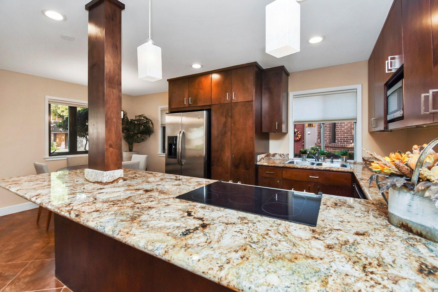 Elfyer - Houston, TX House - For Sale