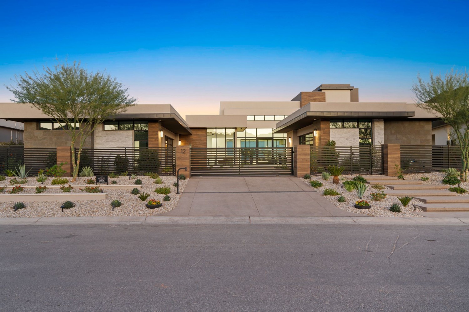 Elfyer - Las Vegas, NV House - For Sale