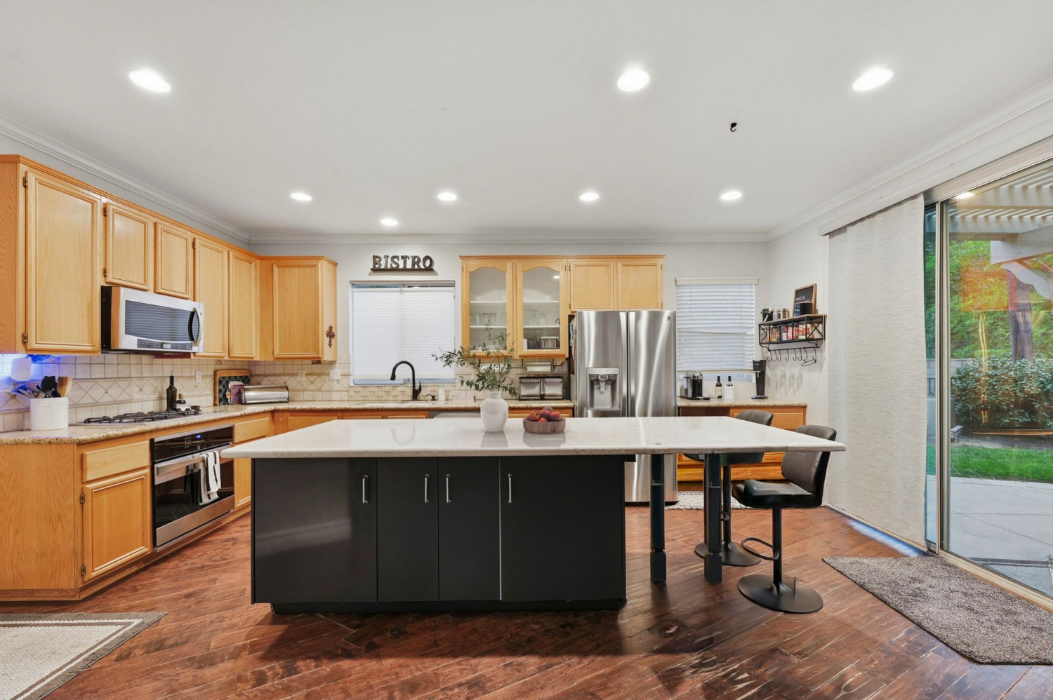 Elfyer - Santa Clarita, CA House - For Sale