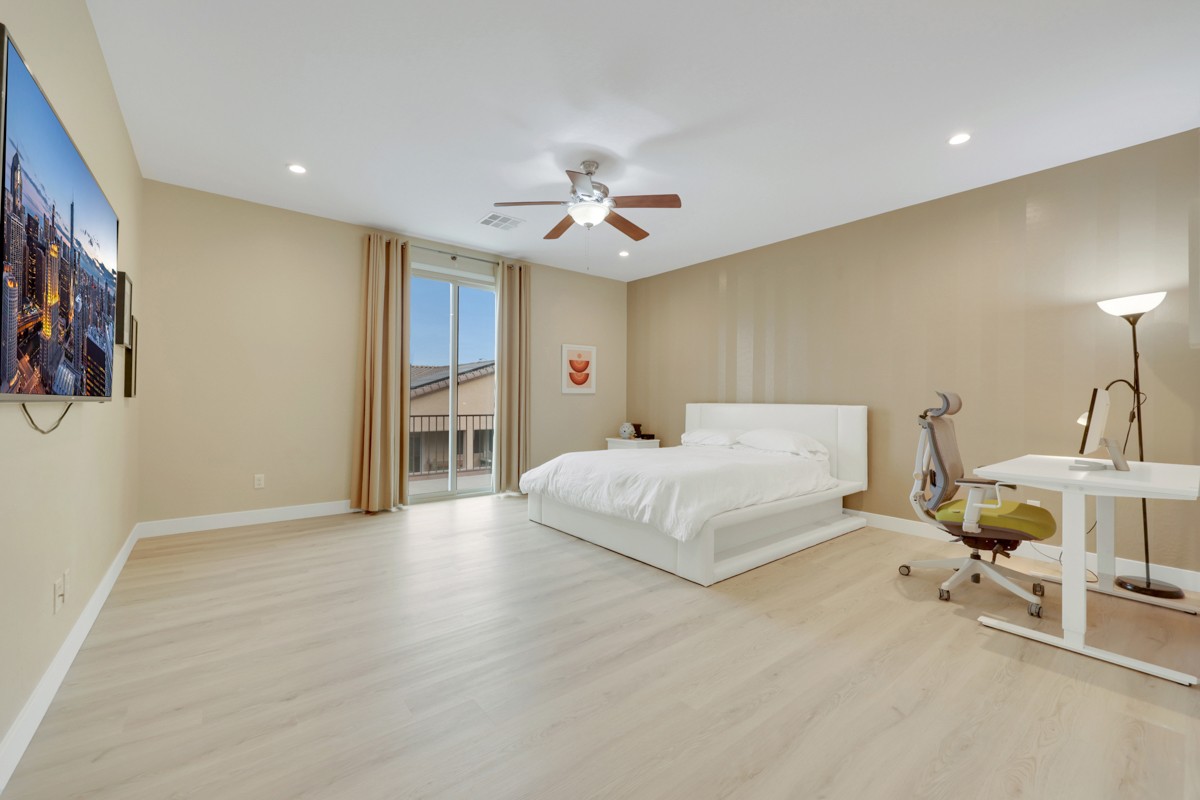 Elfyer - Las Vegas, NV House - For Sale