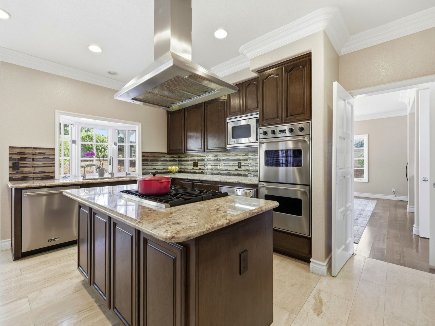 Elfyer - Chatsworth, CA House - For Sale
