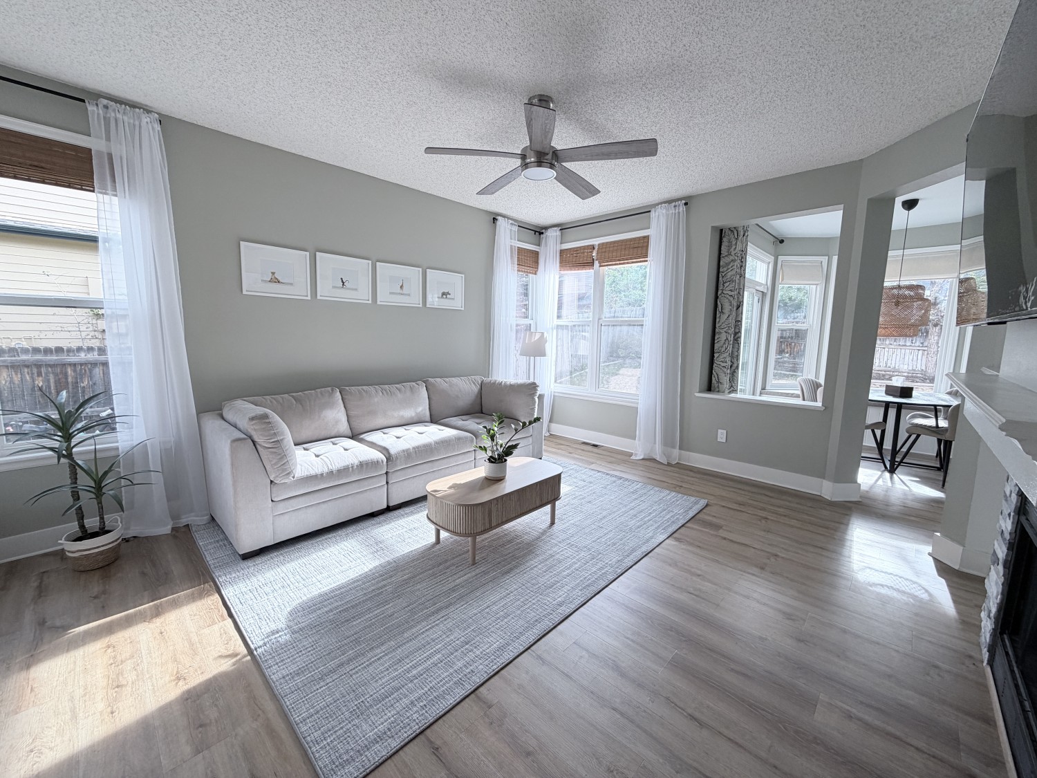 Elfyer - Centennial, CO House - For Sale