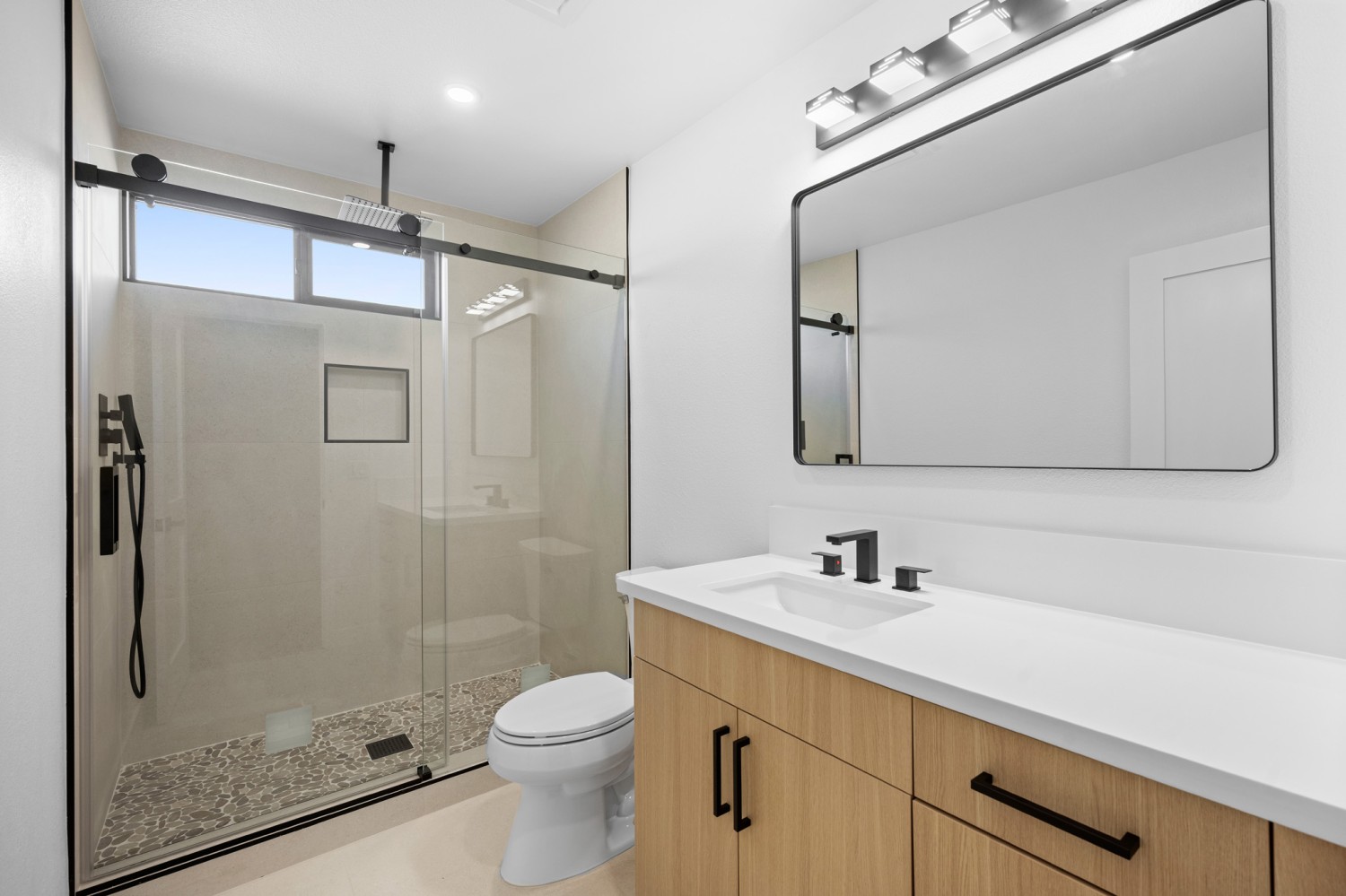 Elfyer - Glendale, CA House - For Sale