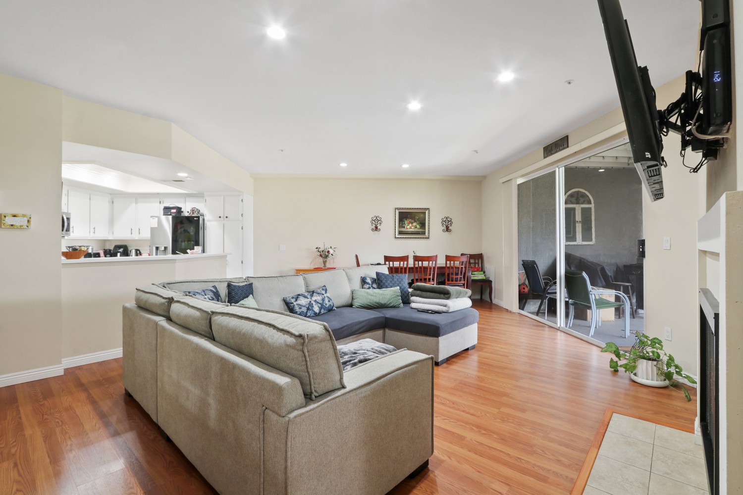 Elfyer - Garden Grove, CA House - For Sale