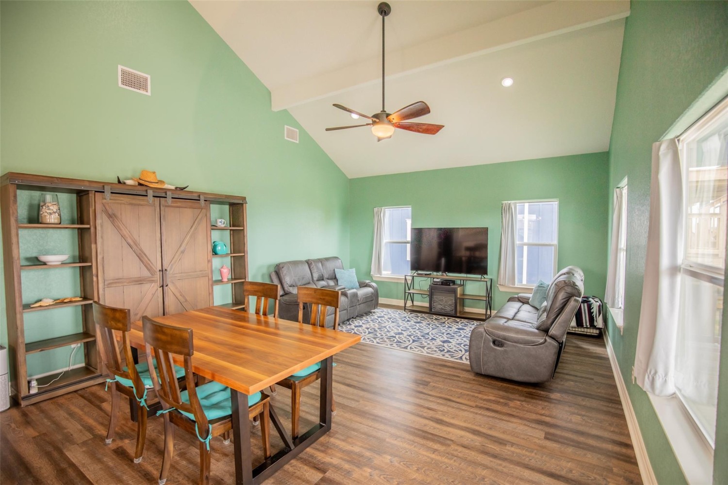 Elfyer - Freeport, TX House - For Sale