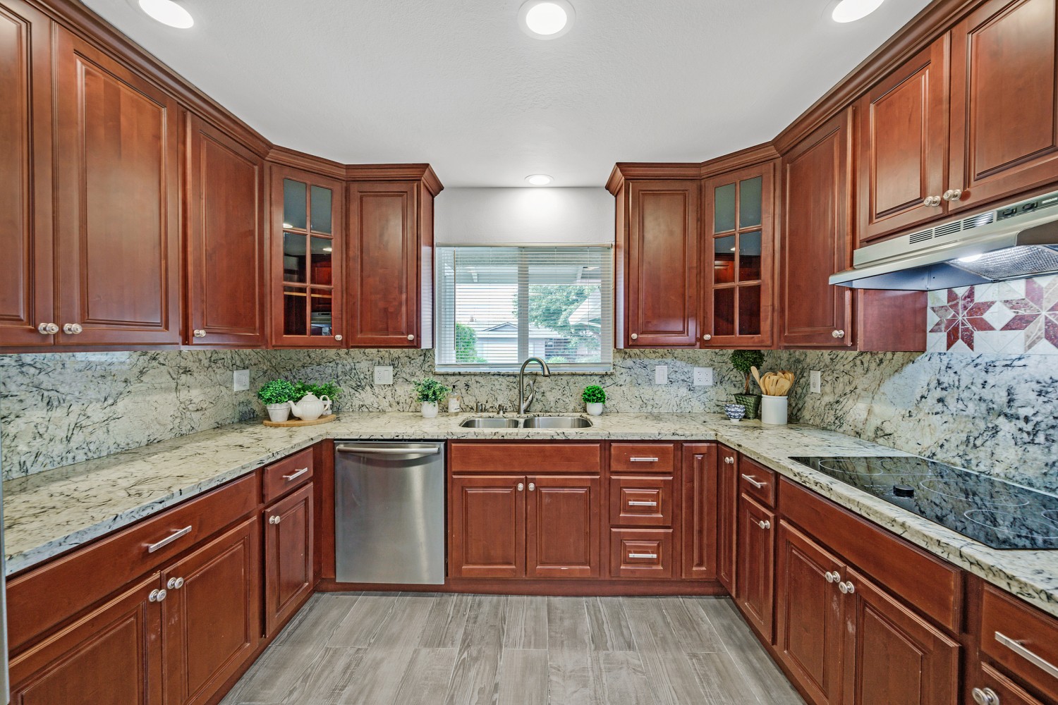 Elfyer - Union City, CA House - For Sale